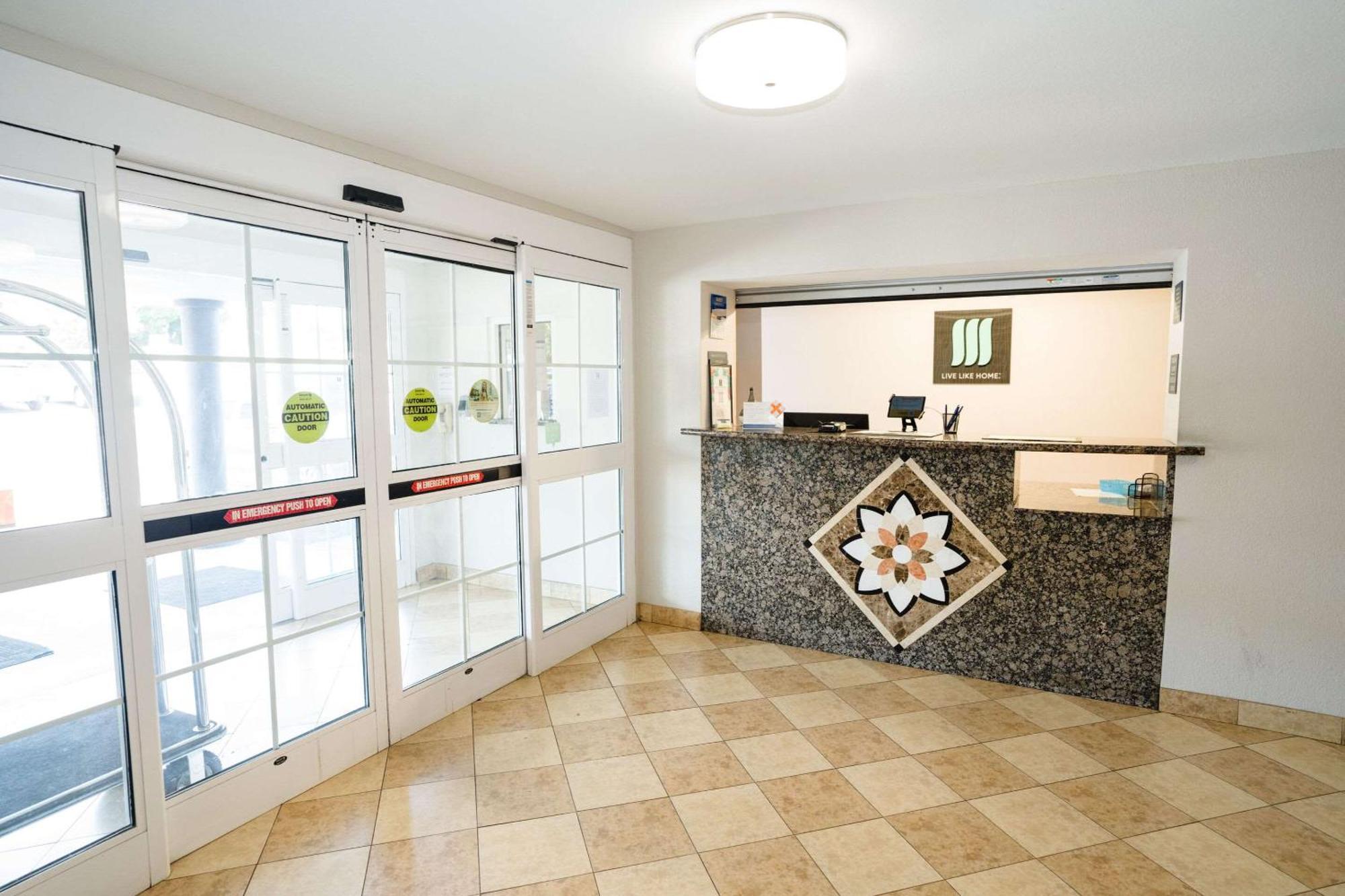 MainStay Suites Knoxville Extérieur photo